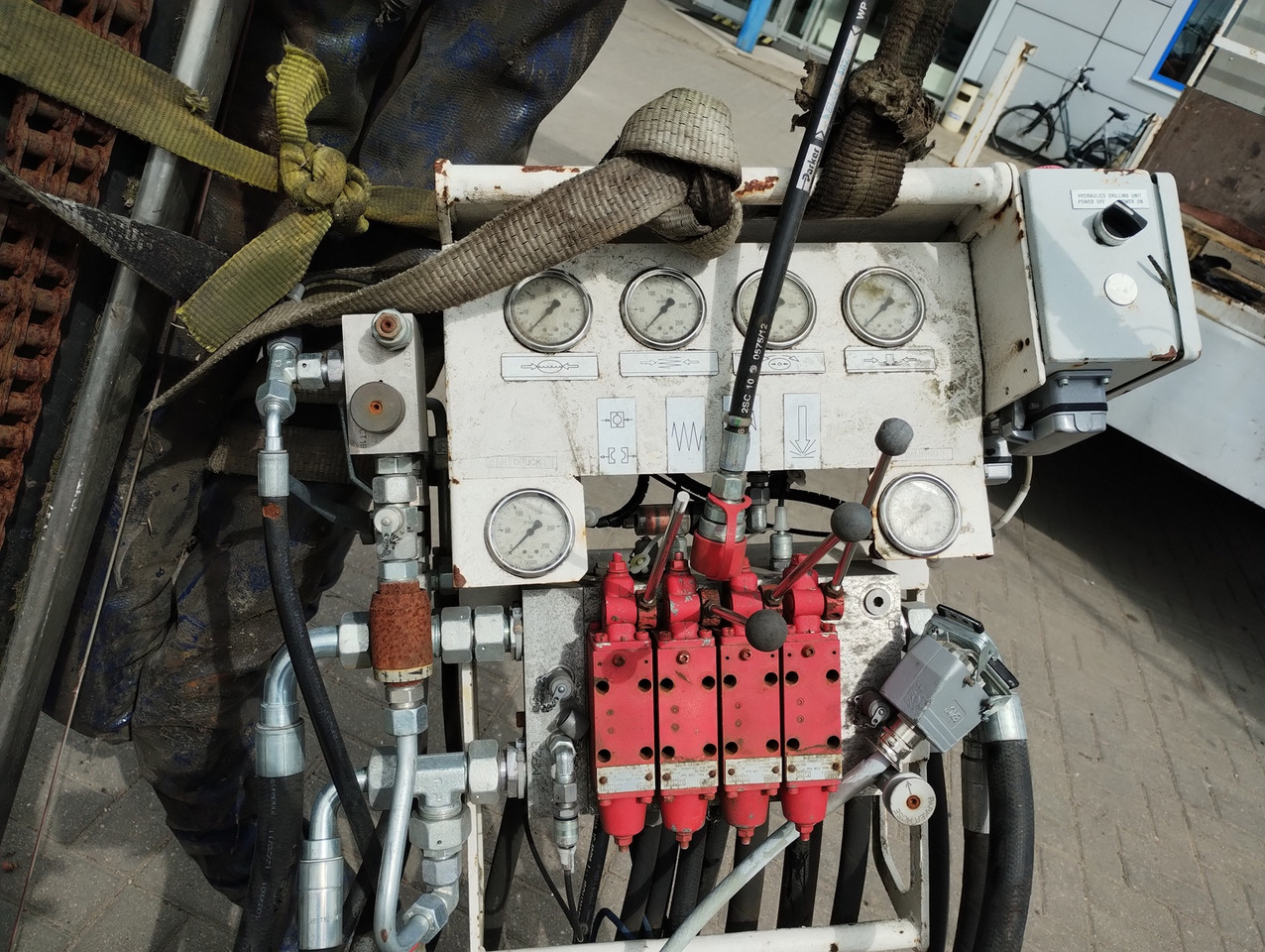 Platforma za bušenje WIERTNICA ATLAS COPCO COP 1838 DRILLING MACHINE: slika Platforma za bušenje WIERTNICA ATLAS COPCO COP 1838 DRILLING MACHINE Platforma za bušenje WIERTNICA ATLAS COPCO COP 1838 DRILLING MACHINE: slika Platforma za bušenje WIERTNICA ATLAS COPCO COP 1838 DRILLING MACHINE