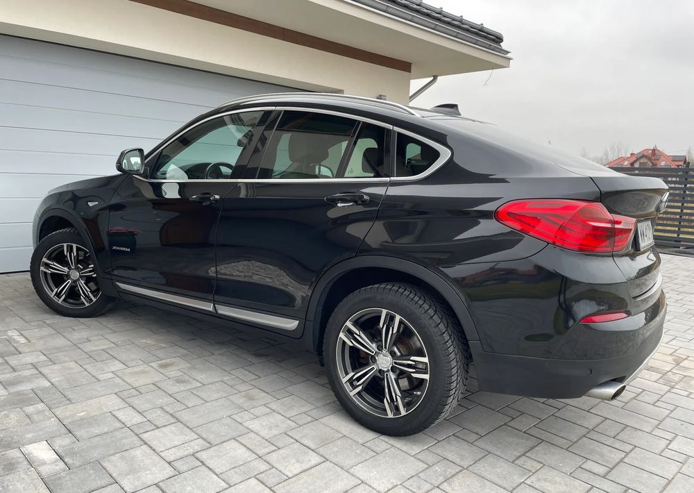 BMW X4 xDrive20d - Automobil: slika BMW X4 xDrive20d - Automobil BMW X4 xDrive20d - Automobil: slika BMW X4 xDrive20d - Automobil
