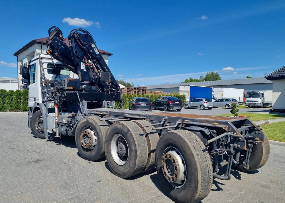 Mercedes-Benz Actros 3244 - Kamion-šasija: slika Mercedes-Benz Actros 3244 - Kamion-šasija Mercedes-Benz Actros 3244 - Kamion-šasija: slika Mercedes-Benz Actros 3244 - Kamion-šasija