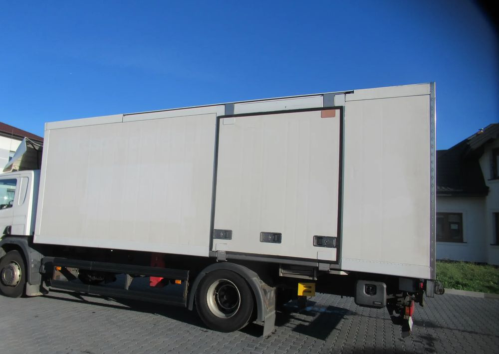 Rezervni dijelovi Zabudowa chłodnia: slika Rezervni dijelovi Zabudowa chłodnia