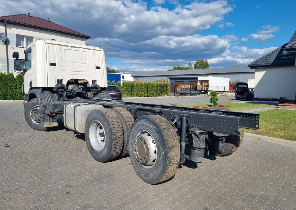 Scania P360 - Kamion-šasija: slika Scania P360 - Kamion-šasija Scania P360 - Kamion-šasija: slika Scania P360 - Kamion-šasija