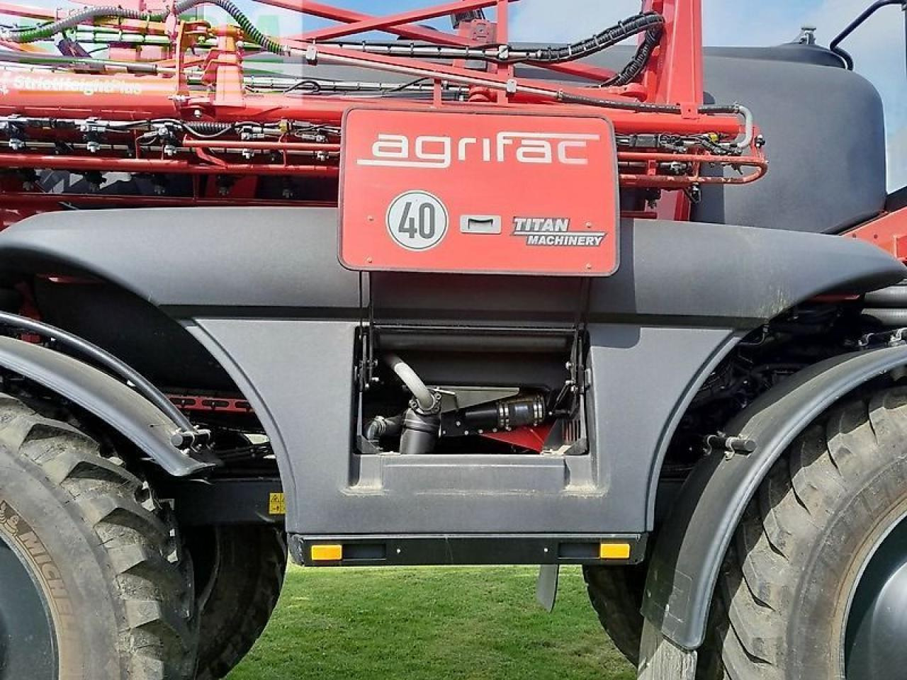 Vučena prskalica Agrifac condor endurance ii st. v: slika Vučena prskalica Agrifac condor endurance ii st. v