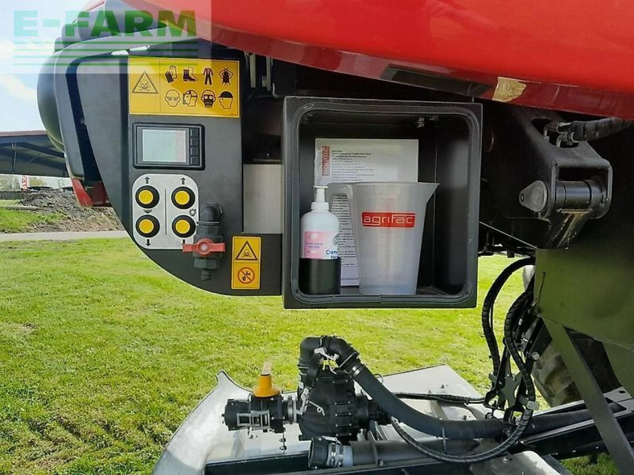 Vučena prskalica Agrifac condor endurance ii st. v: slika Vučena prskalica Agrifac condor endurance ii st. v