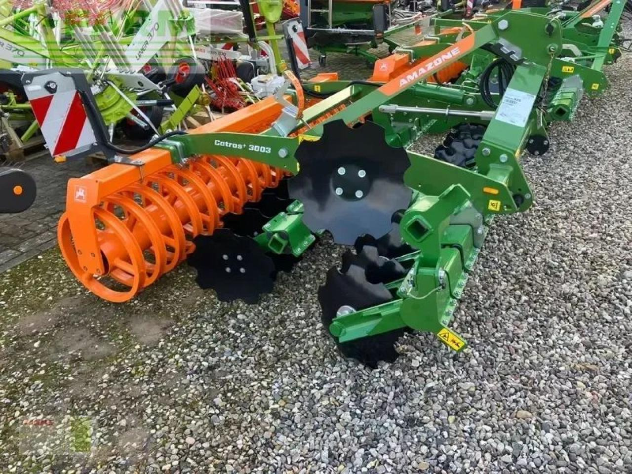 Amazone catros+ 3003 - Tanjurača: slika Amazone catros+ 3003 - Tanjurača Amazone catros+ 3003 - Tanjurača: slika Amazone catros+ 3003 - Tanjurača