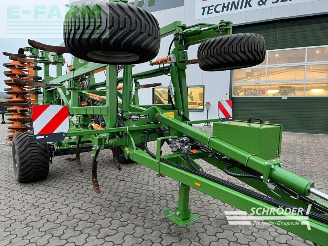 Amazone cenius 5003-2tx - Kultivator: slika Amazone cenius 5003-2tx - Kultivator Amazone cenius 5003-2tx - Kultivator: slika Amazone cenius 5003-2tx - Kultivator