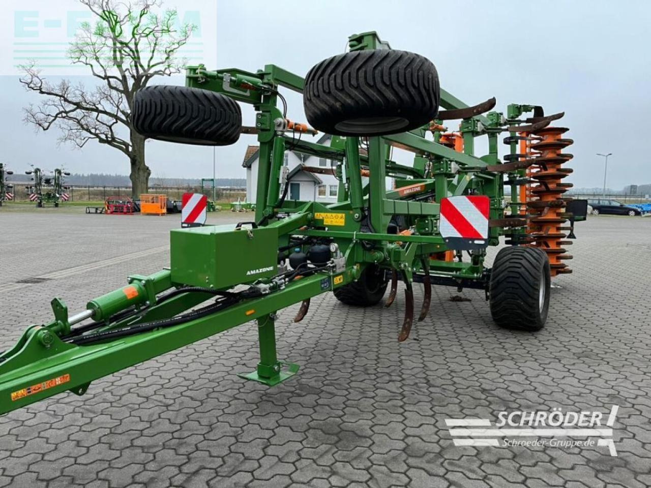 Amazone cenius 5003-2tx - Kultivator: slika Amazone cenius 5003-2tx - Kultivator Amazone cenius 5003-2tx - Kultivator: slika Amazone cenius 5003-2tx - Kultivator