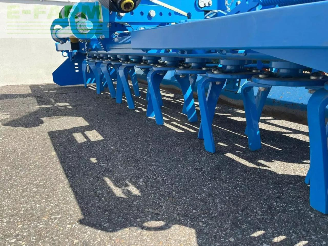 Sijačica Amazone d 9 / 3000 special: slika Sijačica Amazone d 9 / 3000 special Sijačica Amazone d 9 / 3000 special: slika Sijačica Amazone d 9 / 3000 special