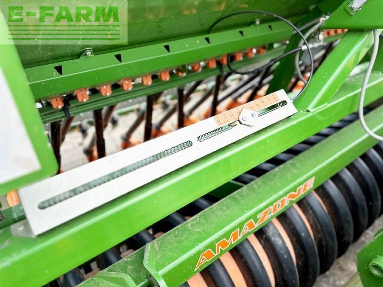 Kombajn i sijačica Amazone kg3000/ad303 special säkombination: slika Kombajn i sijačica Amazone kg3000/ad303 special säkombination