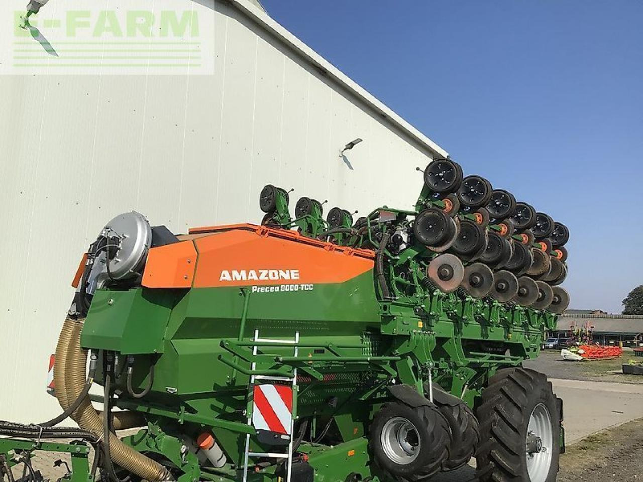 Amazone precea 9000 tcc - Sijačica: slika Amazone precea 9000 tcc - Sijačica Amazone precea 9000 tcc - Sijačica: slika Amazone precea 9000 tcc - Sijačica