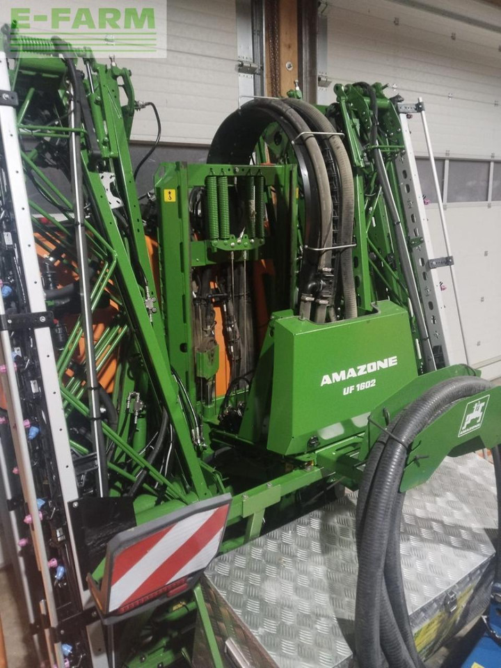 Amazone uf 1602 + ft 1001 - Vučena prskalica: slika Amazone uf 1602 + ft 1001 - Vučena prskalica Amazone uf 1602 + ft 1001 - Vučena prskalica: slika Amazone uf 1602 + ft 1001 - Vučena prskalica