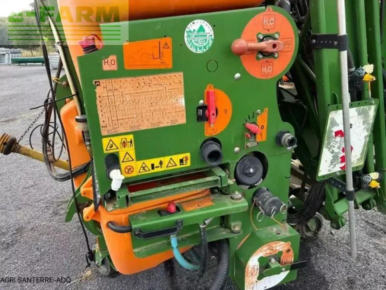 Amazone uf twin 2801 - Vučena prskalica: slika Amazone uf twin 2801 - Vučena prskalica Amazone uf twin 2801 - Vučena prskalica: slika Amazone uf twin 2801 - Vučena prskalica
