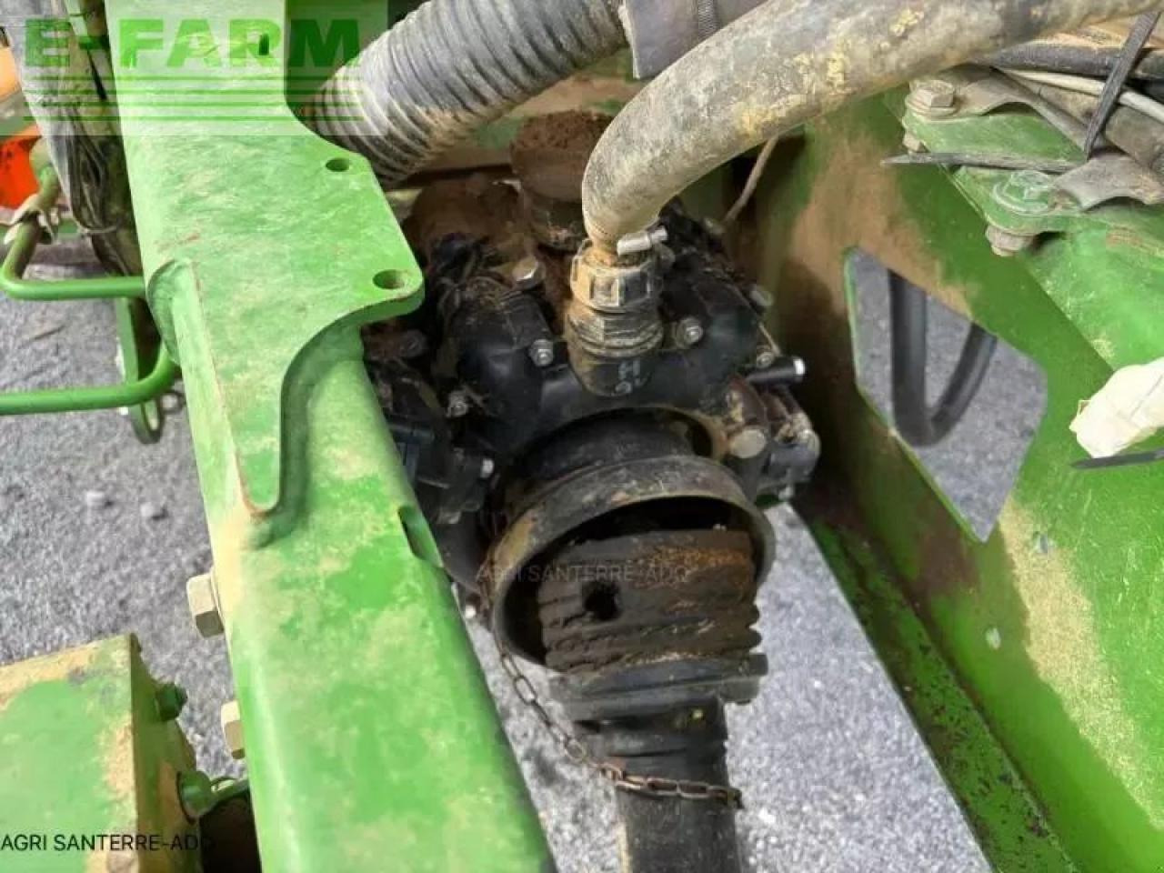 Amazone ux 3200 - Vučena prskalica: slika Amazone ux 3200 - Vučena prskalica Amazone ux 3200 - Vučena prskalica: slika Amazone ux 3200 - Vučena prskalica