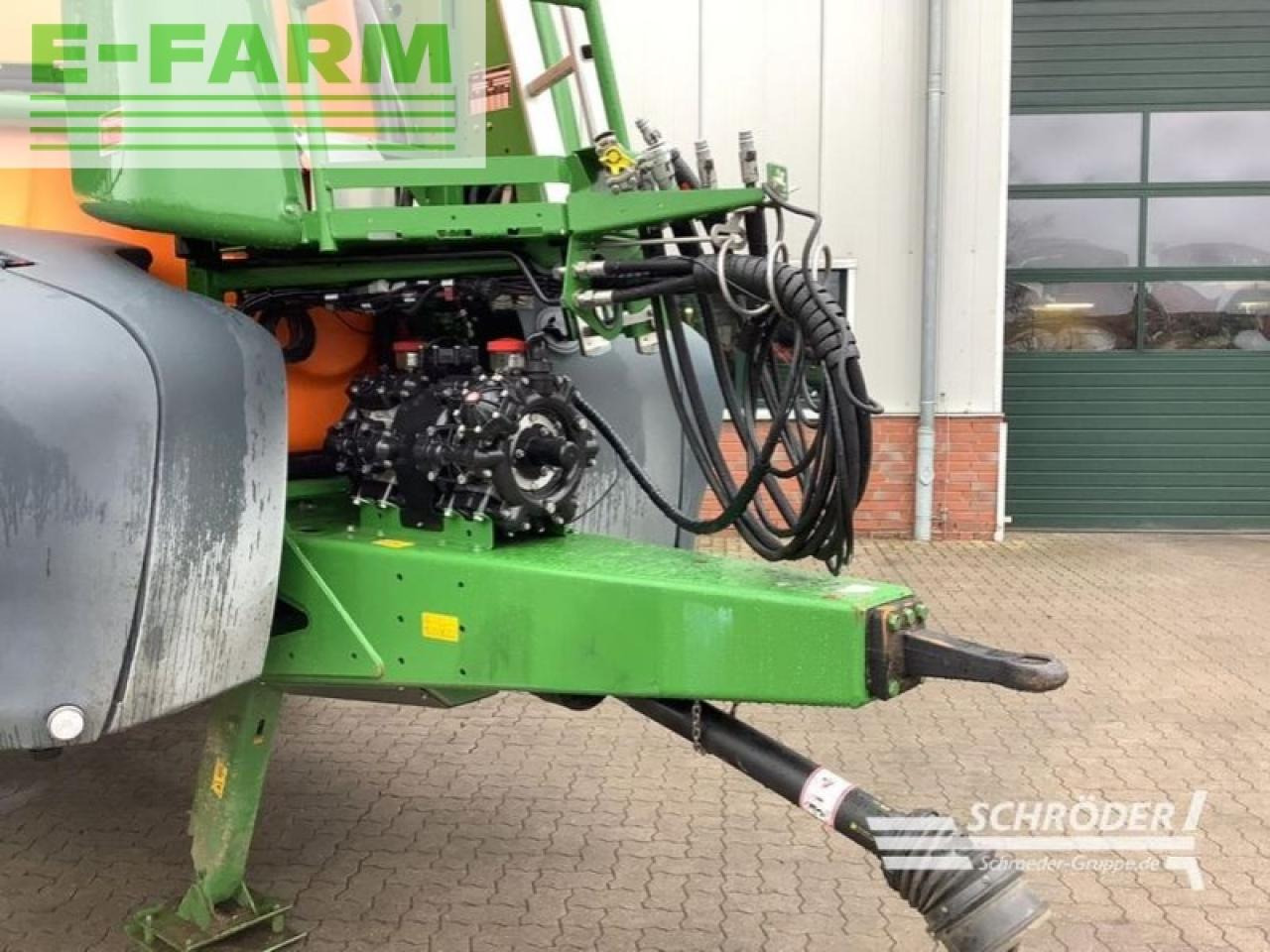 Vučena prskalica Amazone ux 5201 super: slika Vučena prskalica Amazone ux 5201 super Vučena prskalica Amazone ux 5201 super: slika Vučena prskalica Amazone ux 5201 super