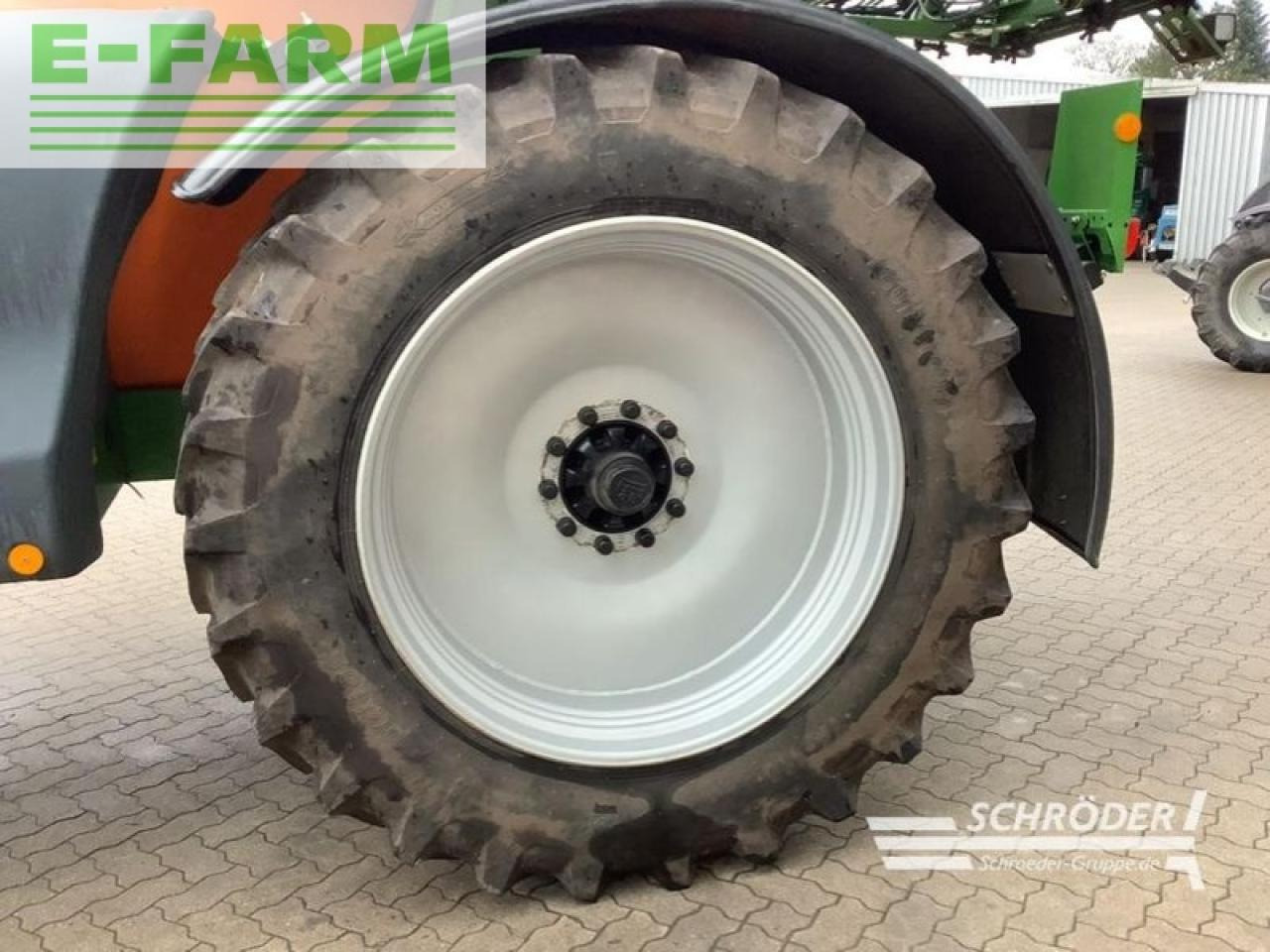 Vučena prskalica Amazone ux 5201 super: slika Vučena prskalica Amazone ux 5201 super Vučena prskalica Amazone ux 5201 super: slika Vučena prskalica Amazone ux 5201 super