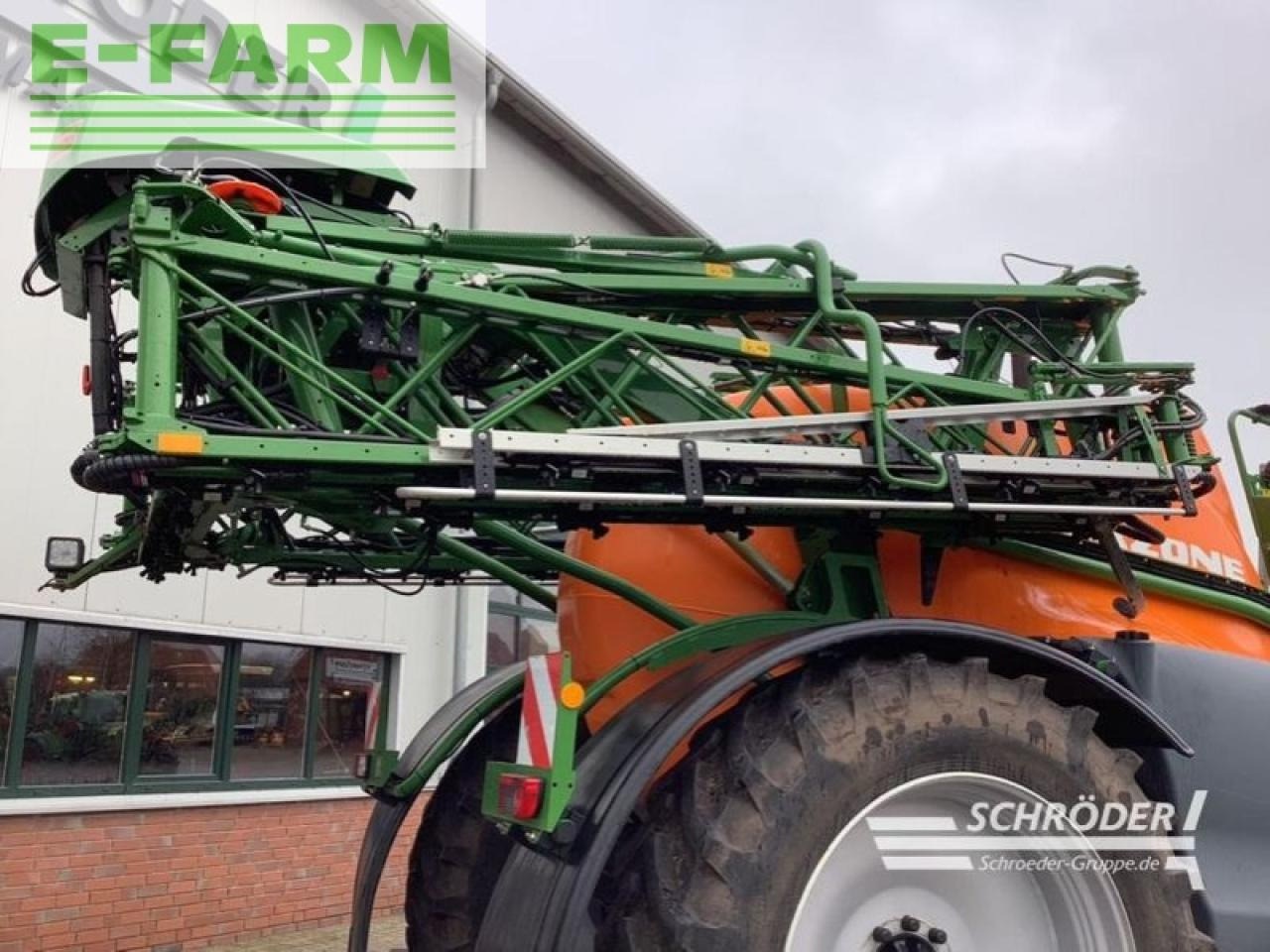 Vučena prskalica Amazone ux 5201 super: slika Vučena prskalica Amazone ux 5201 super Vučena prskalica Amazone ux 5201 super: slika Vučena prskalica Amazone ux 5201 super