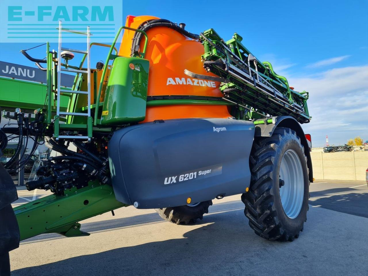 Amazone ux 6201 super - Vučena prskalica: slika Amazone ux 6201 super - Vučena prskalica Amazone ux 6201 super - Vučena prskalica: slika Amazone ux 6201 super - Vučena prskalica