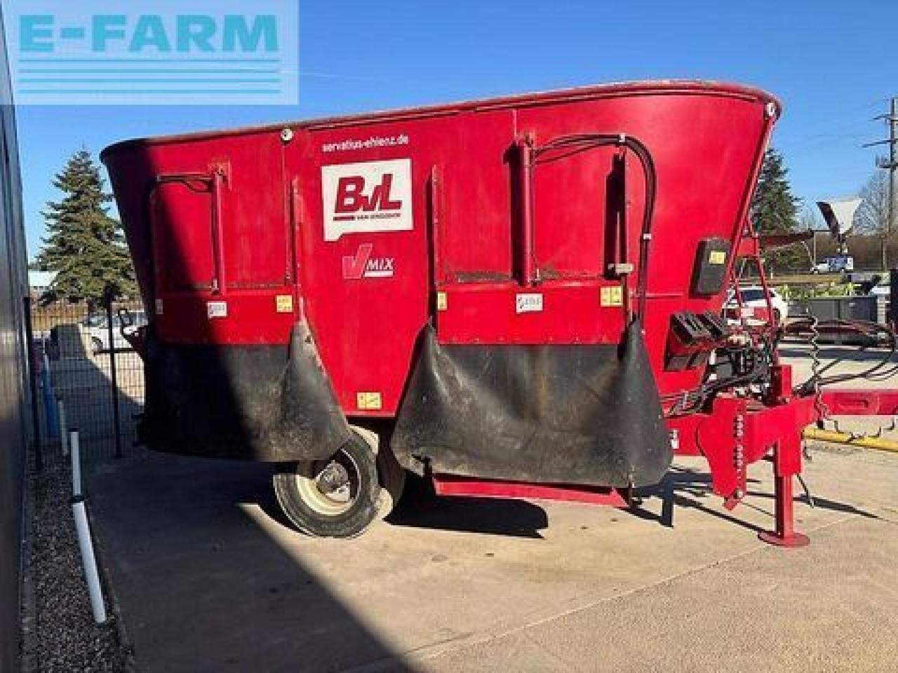 BVL - van Lengerich v - mix 20h - 2s - Oprema za stoku: slika BVL - van Lengerich v - mix 20h - 2s - Oprema za stoku BVL - van Lengerich v - mix 20h - 2s - Oprema za stoku: slika BVL - van Lengerich v - mix 20h - 2s - Oprema za stoku