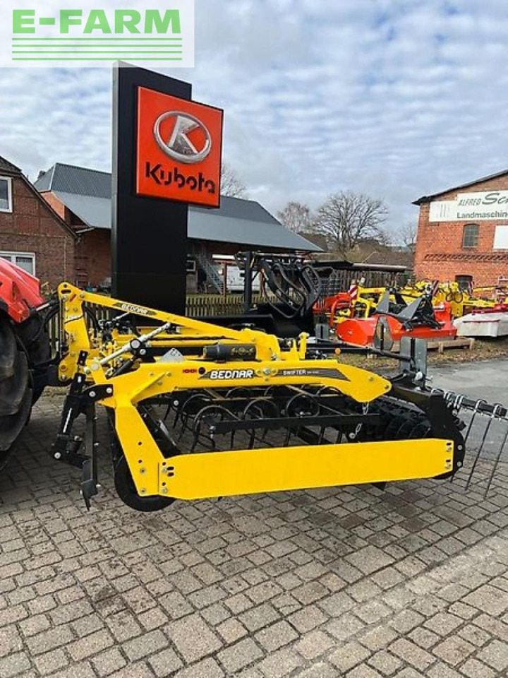 Bednar swifter sn 5000 - Kombajn i sijačica: slika Bednar swifter sn 5000 - Kombajn i sijačica Bednar swifter sn 5000 - Kombajn i sijačica: slika Bednar swifter sn 5000 - Kombajn i sijačica