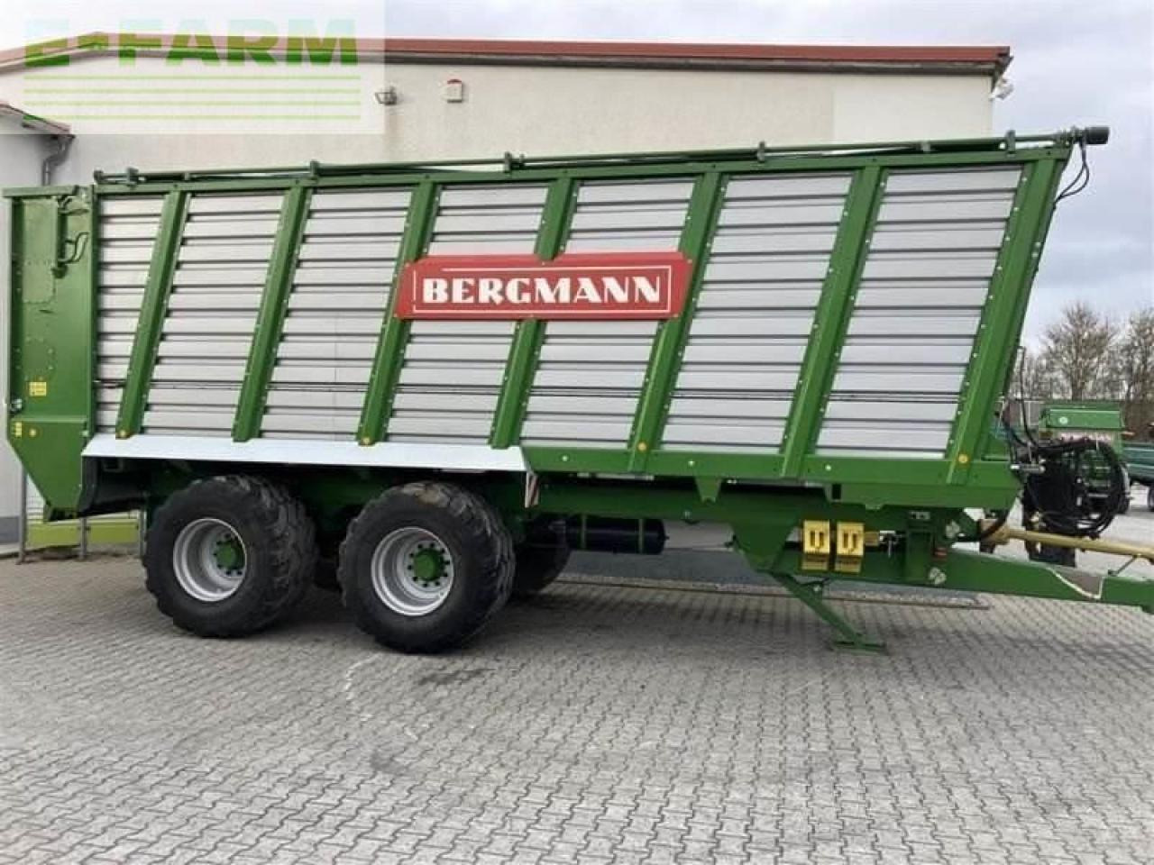 Bergmann htw 45 mit laderaumabdeckung - Prikolica za poljoprivredna gospodarstva: slika Bergmann htw 45 mit laderaumabdeckung - Prikolica za poljoprivredna gospodarstva Bergmann htw 45 mit laderaumabdeckung - Prikolica za poljoprivredna gospodarstva: slika Bergmann htw 45 mit laderaumabdeckung - Prikolica za poljoprivredna gospodarstva