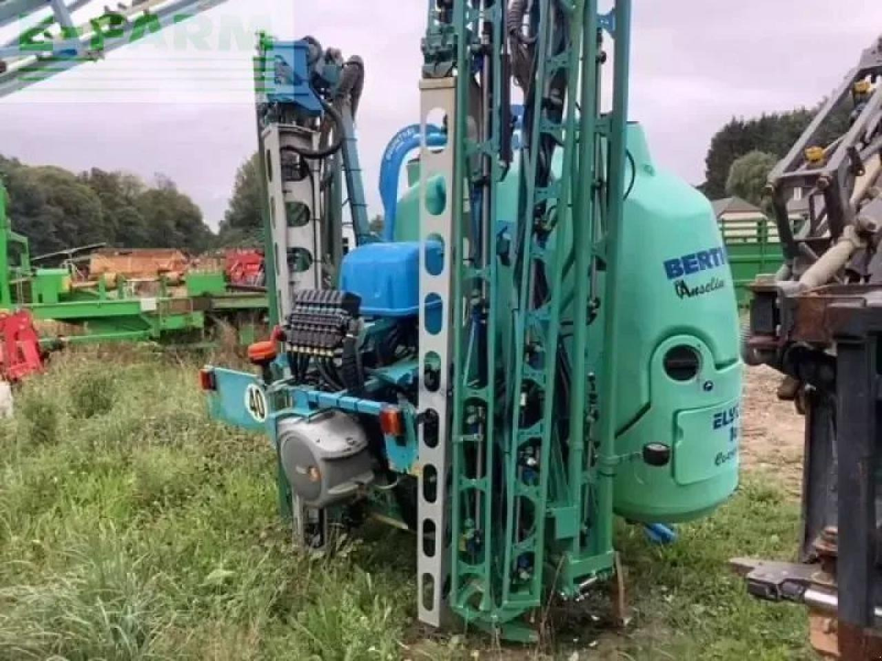 Berthoud elyte 1600 - Vučena prskalica: slika Berthoud elyte 1600 - Vučena prskalica Berthoud elyte 1600 - Vučena prskalica: slika Berthoud elyte 1600 - Vučena prskalica