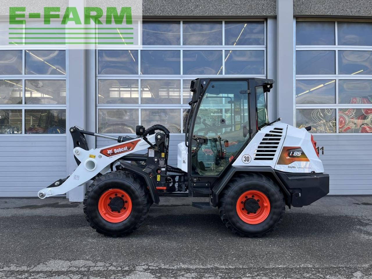 Bobcat bobcat l85e - Utovarivač na kotačima: slika Bobcat bobcat l85e - Utovarivač na kotačima Bobcat bobcat l85e - Utovarivač na kotačima: slika Bobcat bobcat l85e - Utovarivač na kotačima