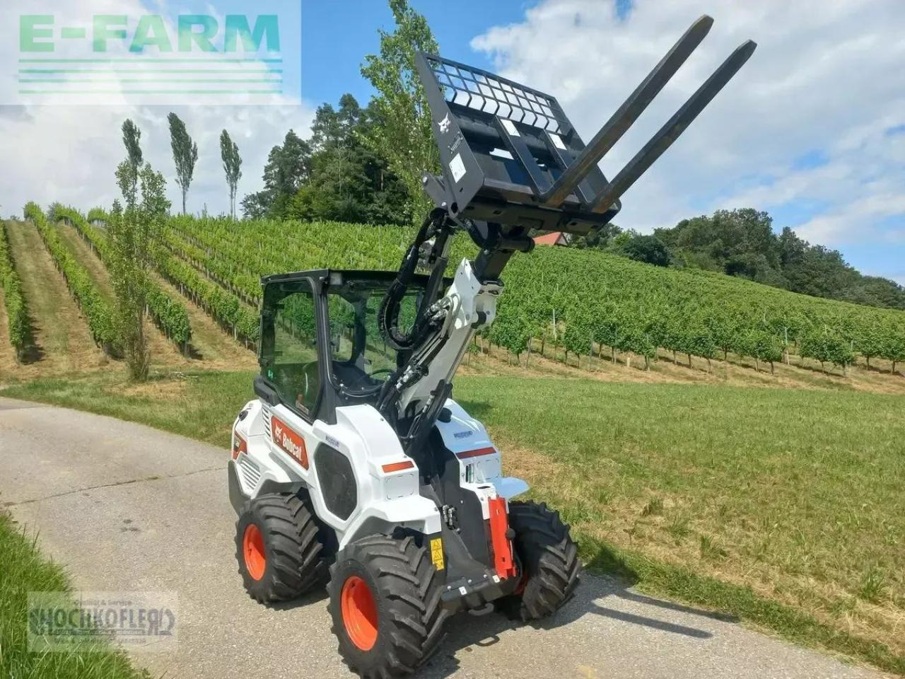Bobcat l 28 e - Mini bager: slika Bobcat l 28 e - Mini bager Bobcat l 28 e - Mini bager: slika Bobcat l 28 e - Mini bager