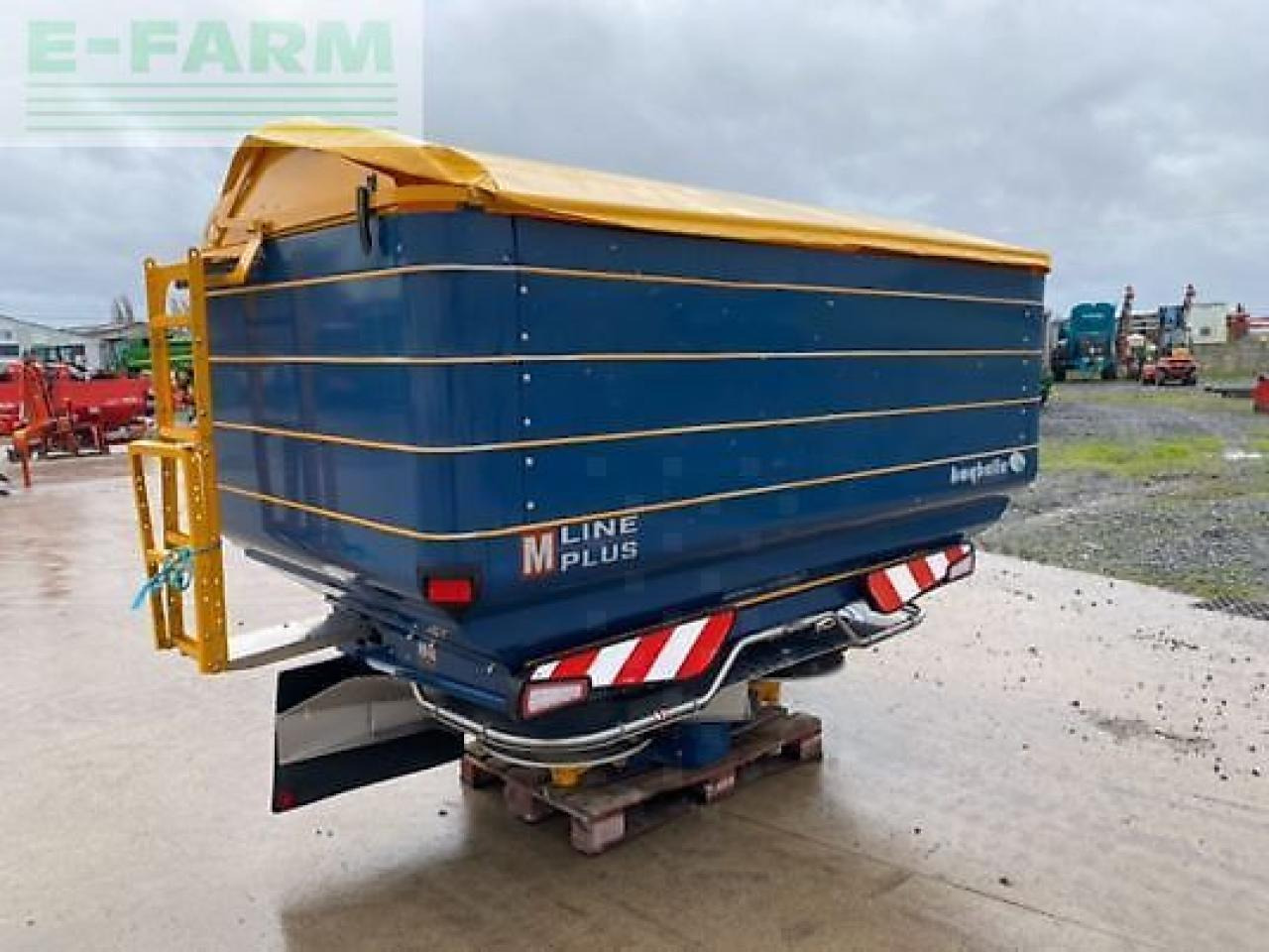 Bogballe m45 - Rasipač gnojiva: slika Bogballe m45 - Rasipač gnojiva Bogballe m45 - Rasipač gnojiva: slika Bogballe m45 - Rasipač gnojiva