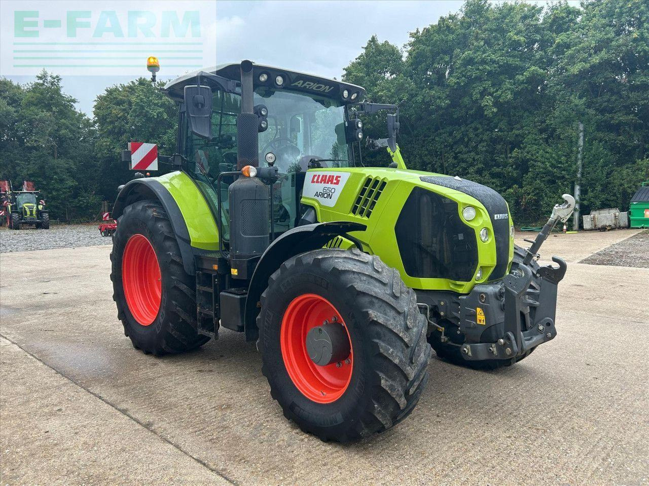 CLAAS ARION 640 CEBIS CEBIS - Traktor: slika CLAAS ARION 640 CEBIS CEBIS - Traktor CLAAS ARION 640 CEBIS CEBIS - Traktor: slika CLAAS ARION 640 CEBIS CEBIS - Traktor
