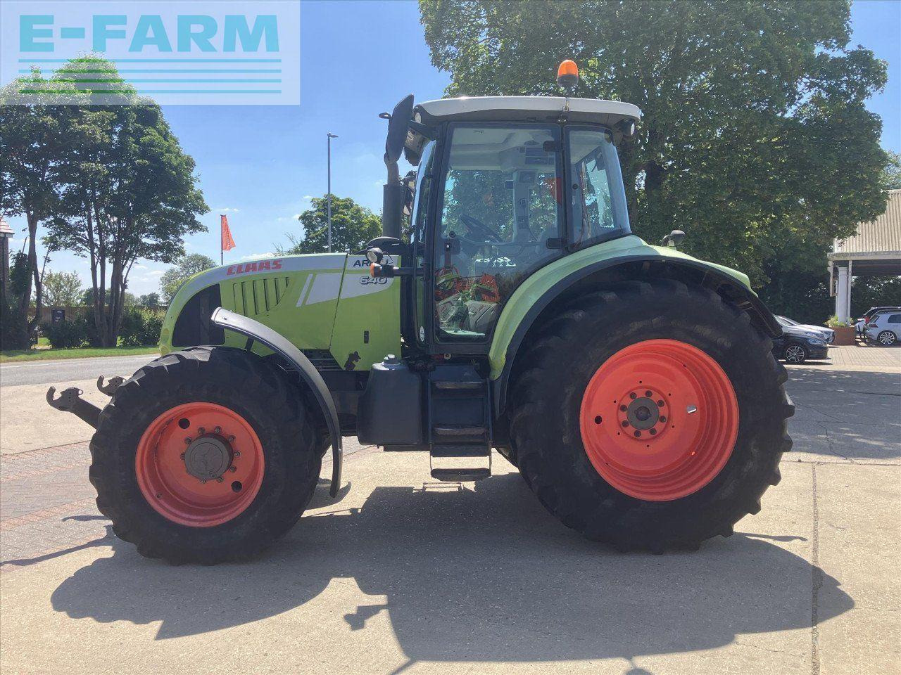 CLAAS ARION 640 - Traktor: slika CLAAS ARION 640 - Traktor CLAAS ARION 640 - Traktor: slika CLAAS ARION 640 - Traktor