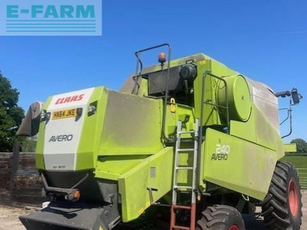 CLAAS AVERO 240 - Kombajn za žetvu: slika CLAAS AVERO 240 - Kombajn za žetvu CLAAS AVERO 240 - Kombajn za žetvu: slika CLAAS AVERO 240 - Kombajn za žetvu