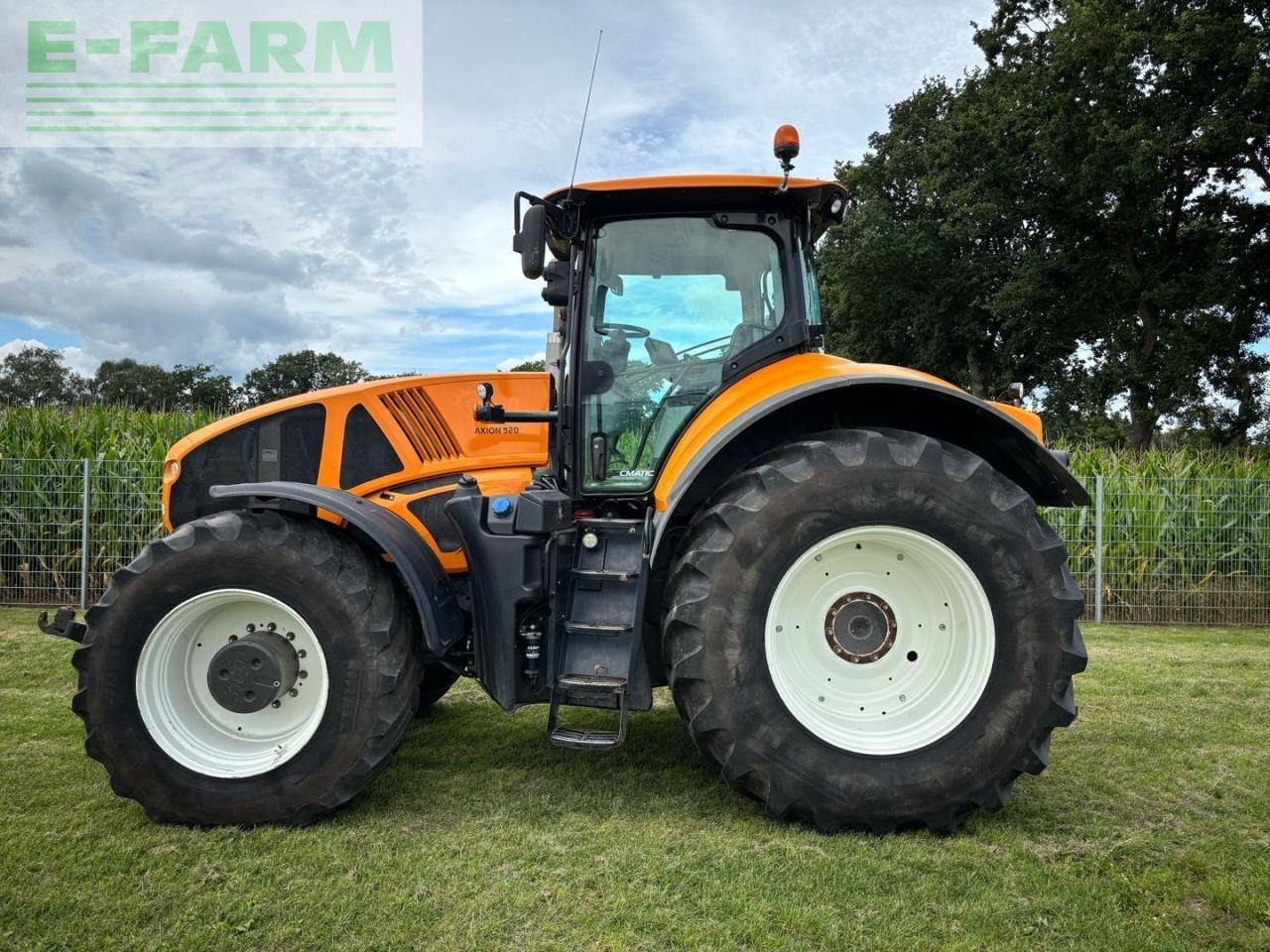 CLAAS AXION 920 with SCR - Traktor: slika CLAAS AXION 920 with SCR - Traktor CLAAS AXION 920 with SCR - Traktor: slika CLAAS AXION 920 with SCR - Traktor