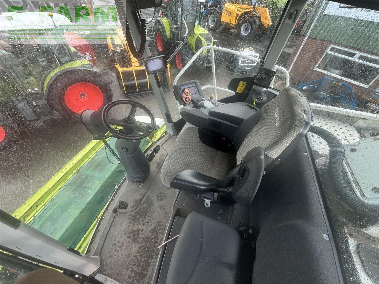 CLAAS JAGUAR 840 2WD - Silažni kombajn: slika CLAAS JAGUAR 840 2WD - Silažni kombajn CLAAS JAGUAR 840 2WD - Silažni kombajn: slika CLAAS JAGUAR 840 2WD - Silažni kombajn