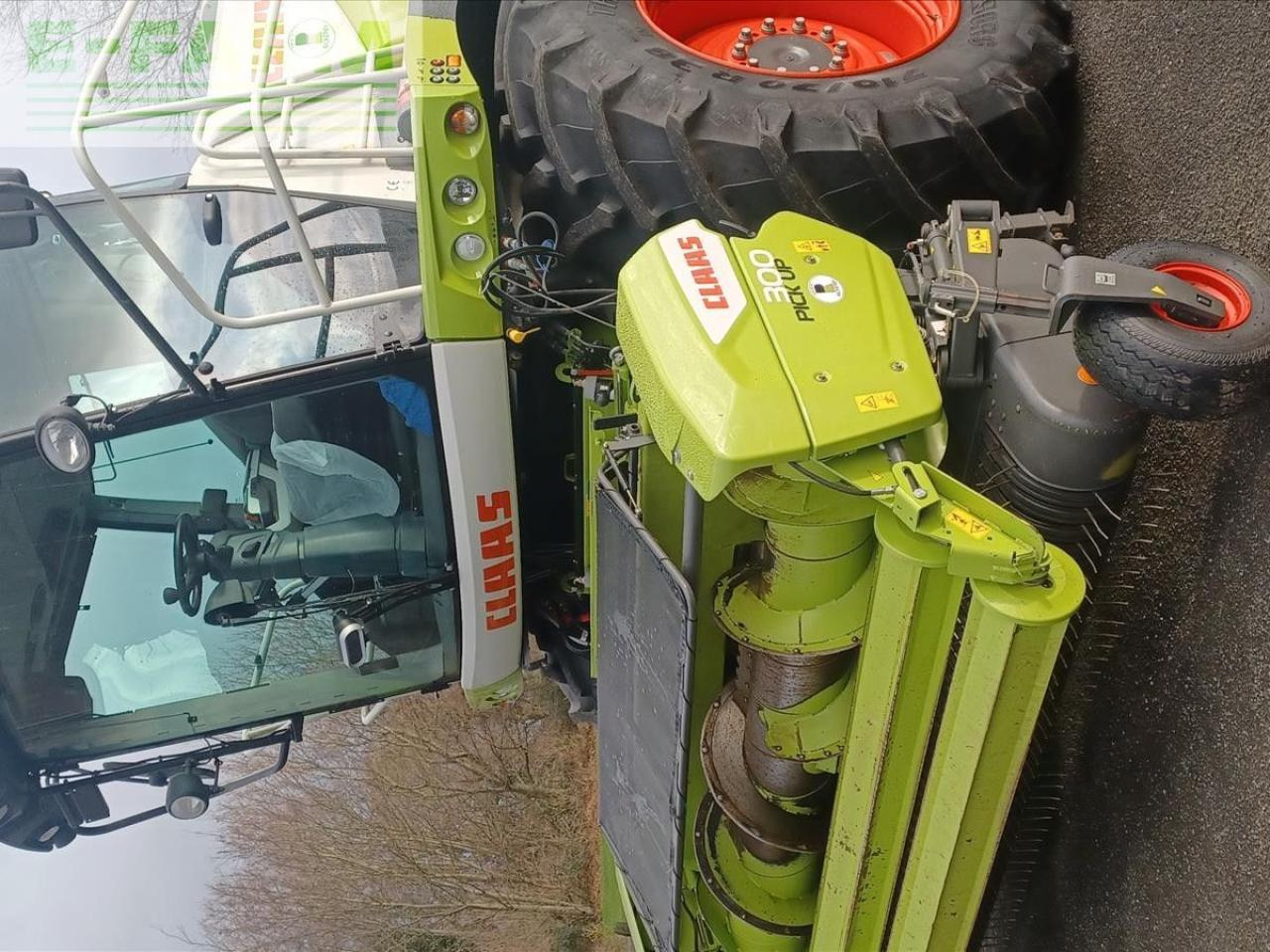 Silažni kombajn CLAAS JAGUAR 950 4WD: slika Silažni kombajn CLAAS JAGUAR 950 4WD