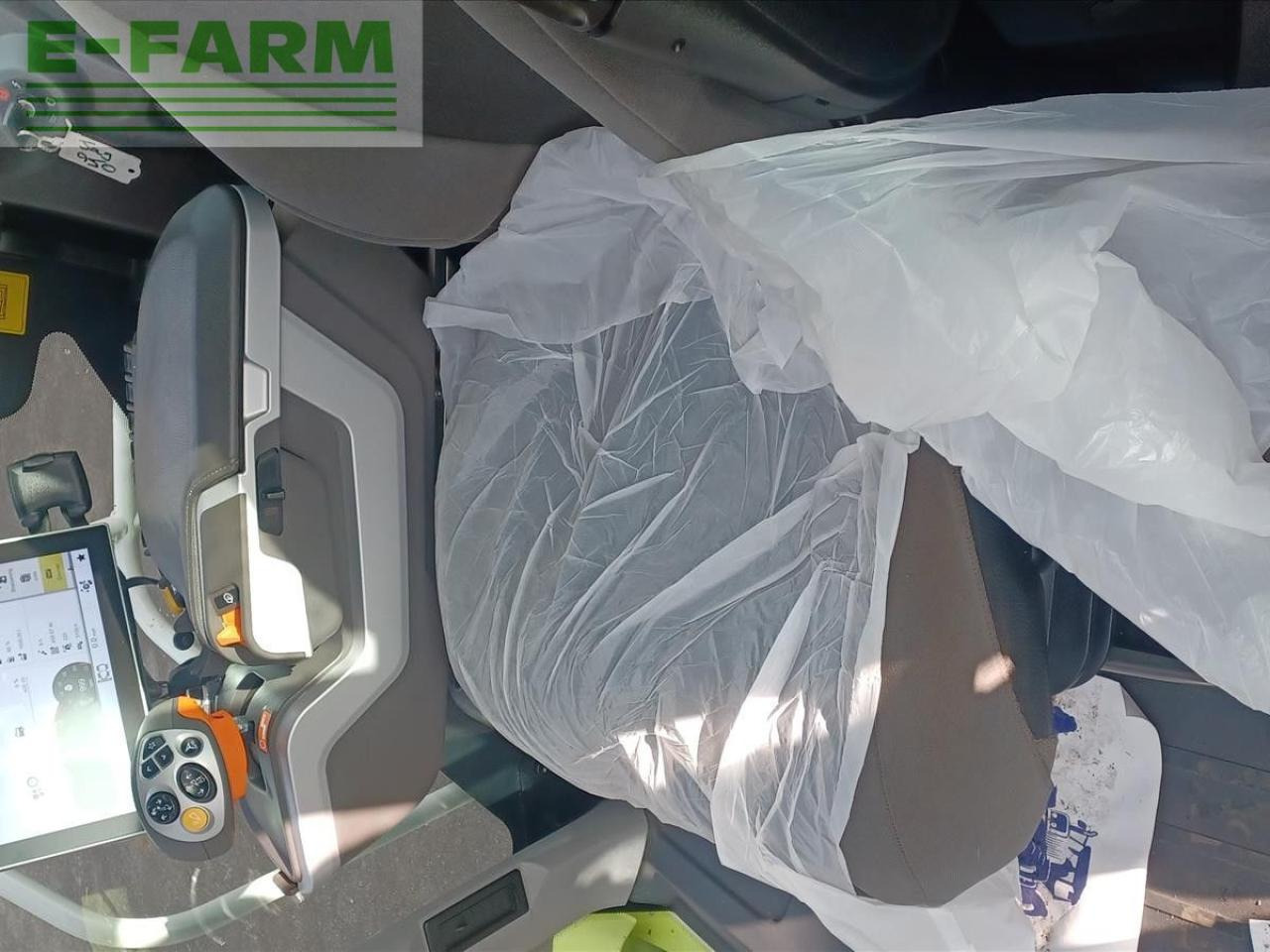 Silažni kombajn CLAAS JAGUAR 950 4WD: slika Silažni kombajn CLAAS JAGUAR 950 4WD