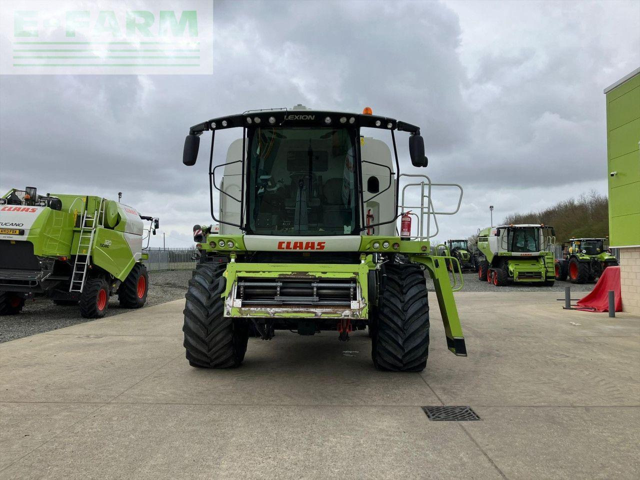 CLAAS LEXION 650 - Kombajn za žetvu: slika CLAAS LEXION 650 - Kombajn za žetvu CLAAS LEXION 650 - Kombajn za žetvu: slika CLAAS LEXION 650 - Kombajn za žetvu