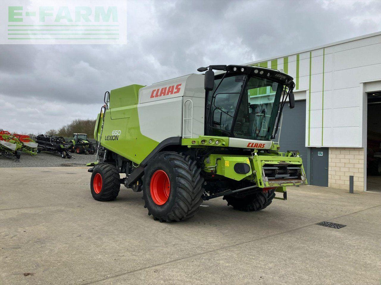 CLAAS LEXION 650 - Kombajn za žetvu: slika CLAAS LEXION 650 - Kombajn za žetvu CLAAS LEXION 650 - Kombajn za žetvu: slika CLAAS LEXION 650 - Kombajn za žetvu