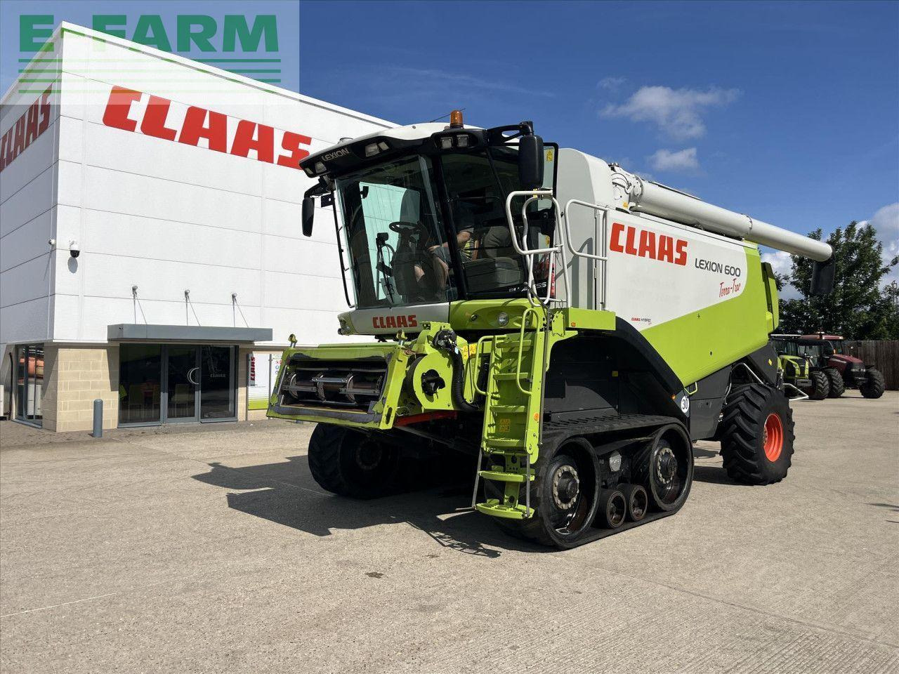 CLAAS LEXION 750 TT - Kombajn za žetvu: slika CLAAS LEXION 750 TT - Kombajn za žetvu CLAAS LEXION 750 TT - Kombajn za žetvu: slika CLAAS LEXION 750 TT - Kombajn za žetvu