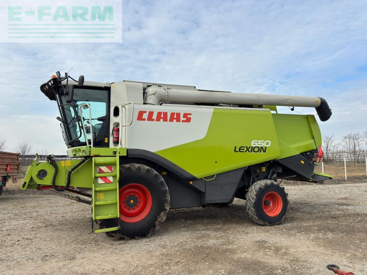 CLAAS Lexion 650 - Kombajn za žetvu: slika CLAAS Lexion 650 - Kombajn za žetvu CLAAS Lexion 650 - Kombajn za žetvu: slika CLAAS Lexion 650 - Kombajn za žetvu
