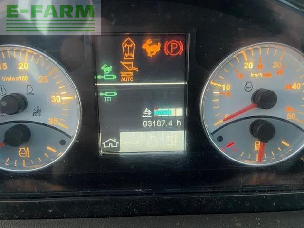 CLAAS SCORPION 635 - Teleskopski rukovatelj: slika CLAAS SCORPION 635 - Teleskopski rukovatelj CLAAS SCORPION 635 - Teleskopski rukovatelj: slika CLAAS SCORPION 635 - Teleskopski rukovatelj