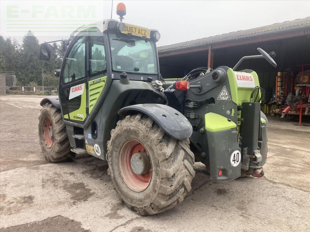 CLAAS SCORPION 7055 - Teleskopski rukovatelj: slika CLAAS SCORPION 7055 - Teleskopski rukovatelj CLAAS SCORPION 7055 - Teleskopski rukovatelj: slika CLAAS SCORPION 7055 - Teleskopski rukovatelj