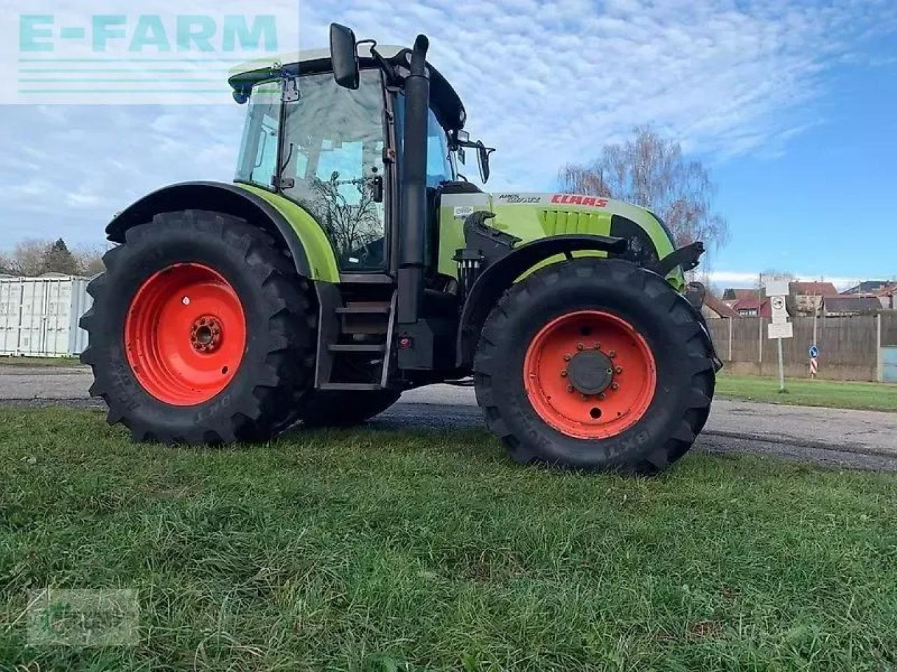 CLAAS ares 697 atz mit fronthydraulik und frontladerkonsolen stoll ATZ - Traktor: slika CLAAS ares 697 atz mit fronthydraulik und frontladerkonsolen stoll ATZ - Traktor CLAAS ares 697 atz mit fronthydraulik und frontladerkonsolen stoll ATZ - Traktor: slika CLAAS ares 697 atz mit fronthydraulik und frontladerkonsolen stoll ATZ - Traktor