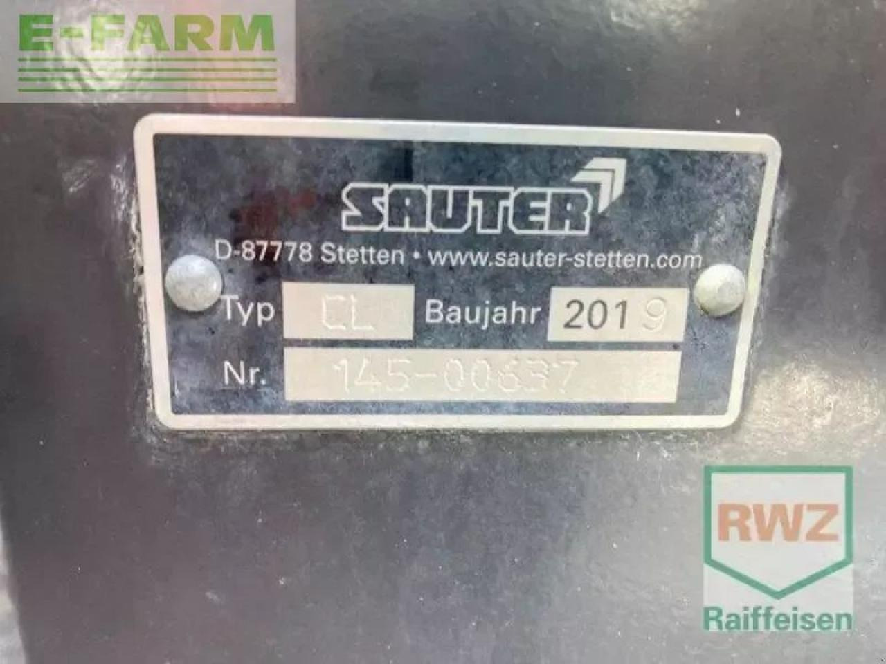 CLAAS arion 420 - Traktor: slika CLAAS arion 420 - Traktor CLAAS arion 420 - Traktor: slika CLAAS arion 420 - Traktor