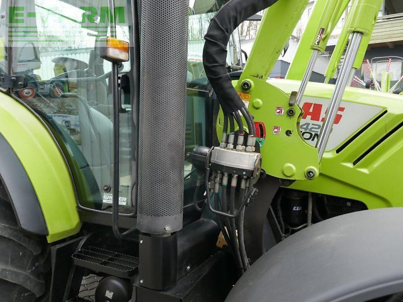 CLAAS arion 420 inkl. fl 120 - Traktor: slika CLAAS arion 420 inkl. fl 120 - Traktor CLAAS arion 420 inkl. fl 120 - Traktor: slika CLAAS arion 420 inkl. fl 120 - Traktor