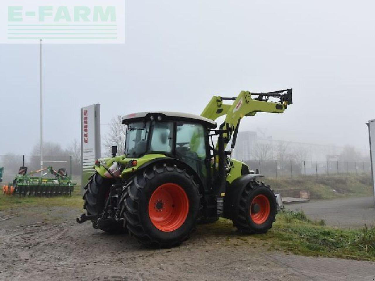 CLAAS arion 420 - st v advanced claa - Traktor: slika CLAAS arion 420 - st v advanced claa - Traktor CLAAS arion 420 - st v advanced claa - Traktor: slika CLAAS arion 420 - st v advanced claa - Traktor