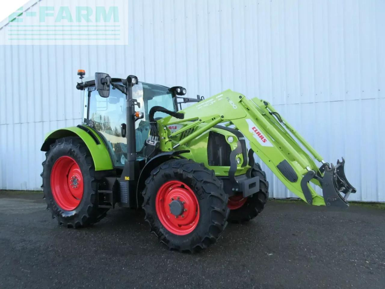 CLAAS arion 430 stage v tradition - Traktor: slika CLAAS arion 430 stage v tradition - Traktor CLAAS arion 430 stage v tradition - Traktor: slika CLAAS arion 430 stage v tradition - Traktor