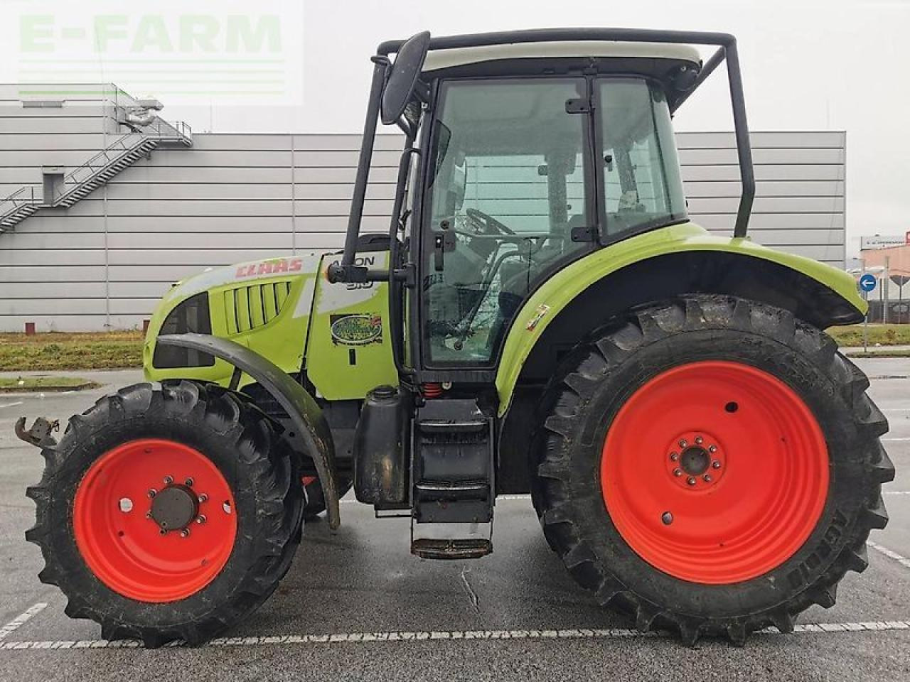 CLAAS arion 510 - Traktor: slika CLAAS arion 510 - Traktor CLAAS arion 510 - Traktor: slika CLAAS arion 510 - Traktor