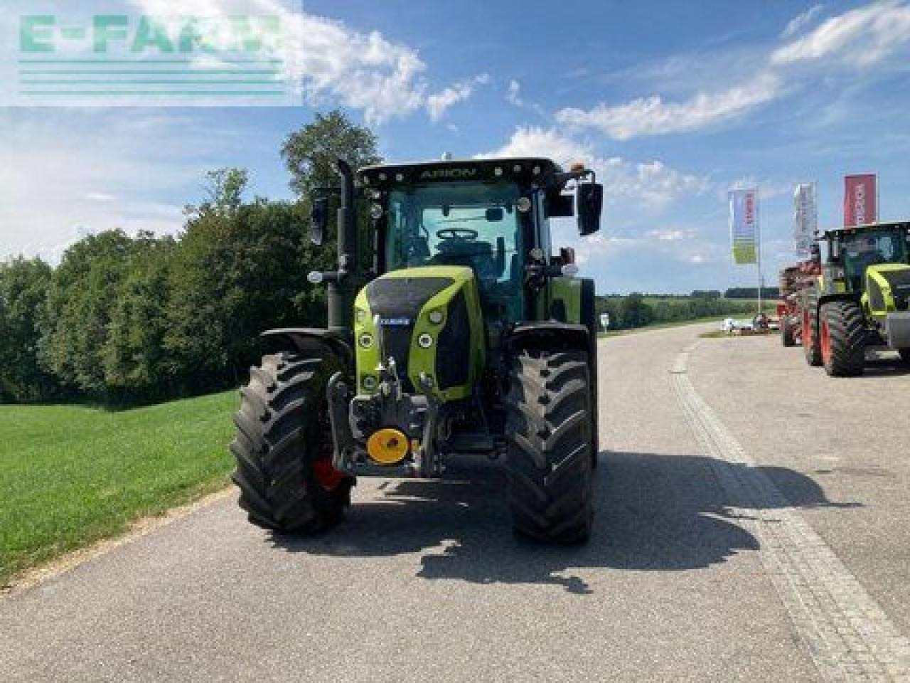 CLAAS arion 530 cmatic - Traktor: slika CLAAS arion 530 cmatic - Traktor CLAAS arion 530 cmatic - Traktor: slika CLAAS arion 530 cmatic - Traktor