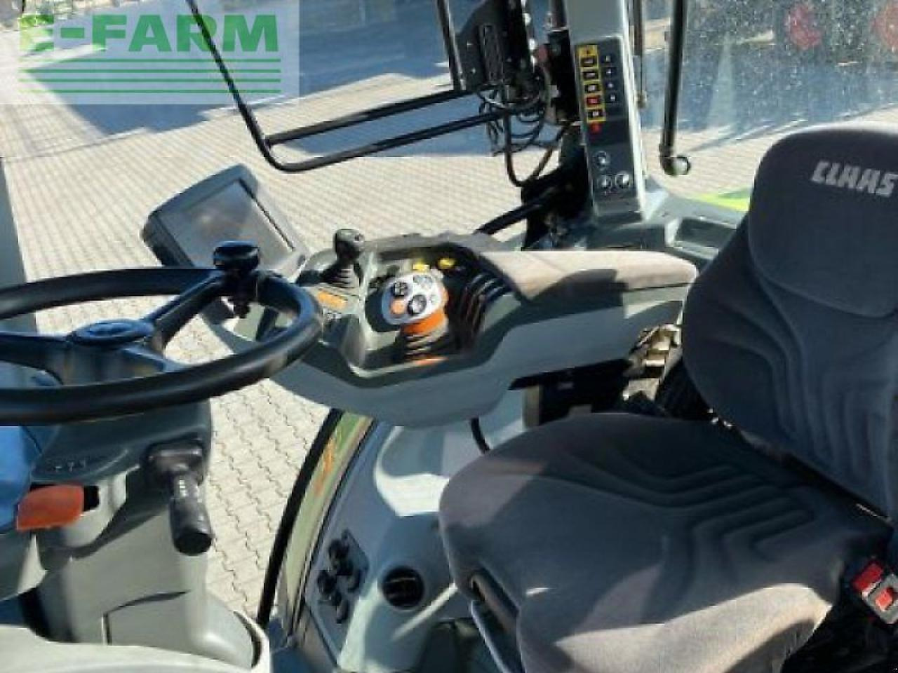 Traktor CLAAS arion 550 cmatic cebis CMATIC: slika Traktor CLAAS arion 550 cmatic cebis CMATIC Traktor CLAAS arion 550 cmatic cebis CMATIC: slika Traktor CLAAS arion 550 cmatic cebis CMATIC
