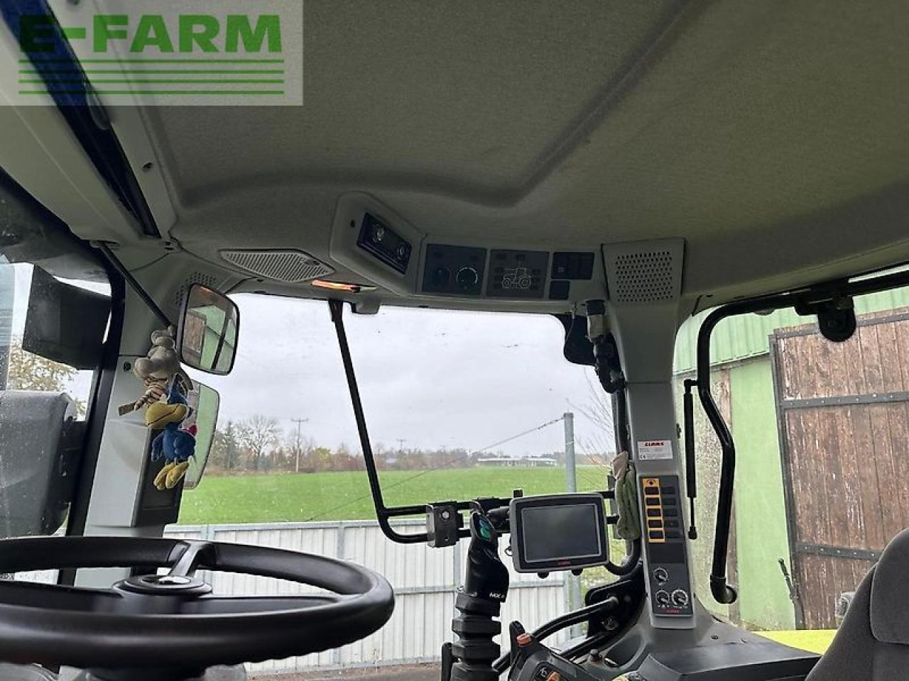 CLAAS arion 620 - Traktor: slika CLAAS arion 620 - Traktor CLAAS arion 620 - Traktor: slika CLAAS arion 620 - Traktor