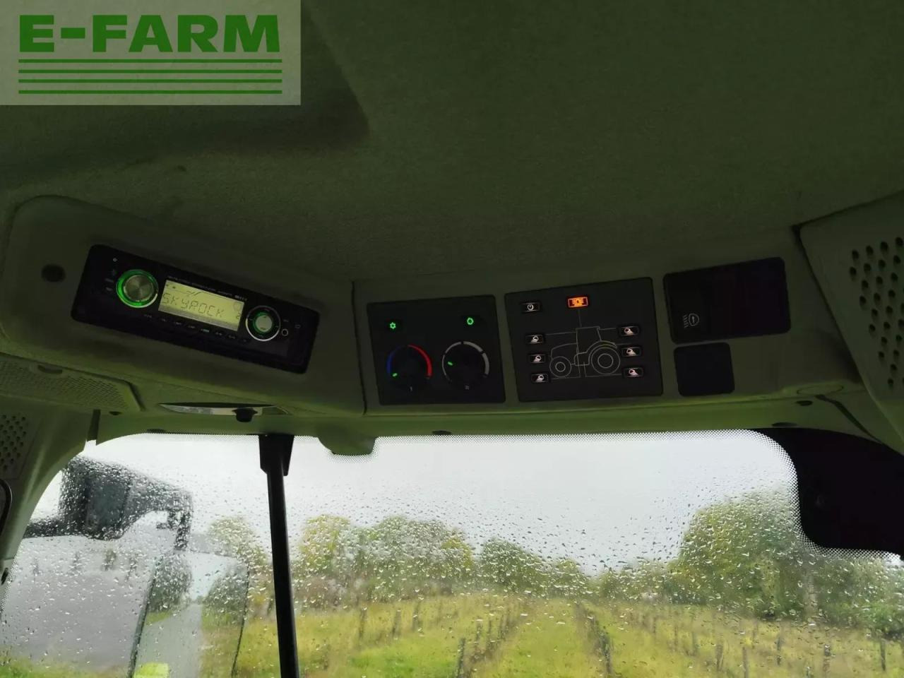 CLAAS arion 620 - Traktor: slika CLAAS arion 620 - Traktor CLAAS arion 620 - Traktor: slika CLAAS arion 620 - Traktor